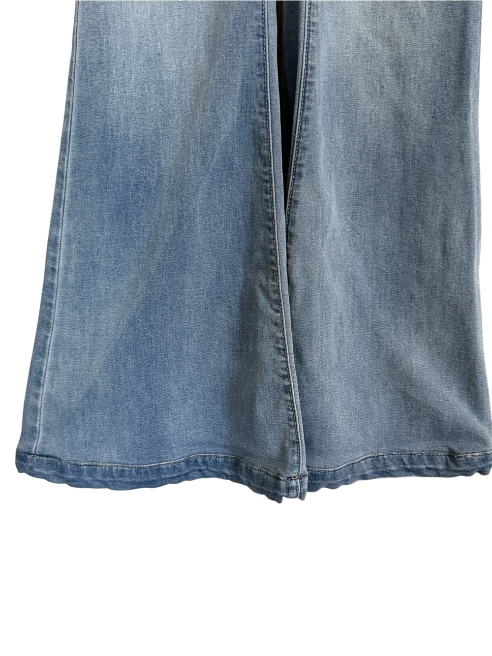 Free People Venice Beach Flare
Jeans Women’s Size 25 - Picture 5 of 16